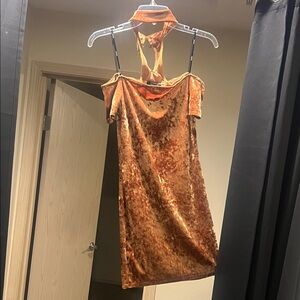 Forever 21 Strapless Velvet Dress in Gold